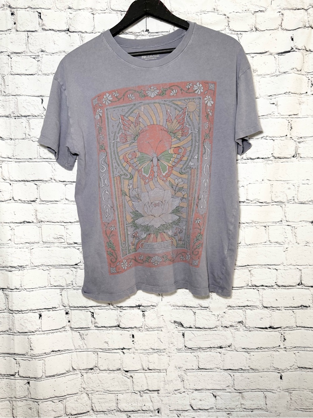 Hollister graphic tshirt. Size XS